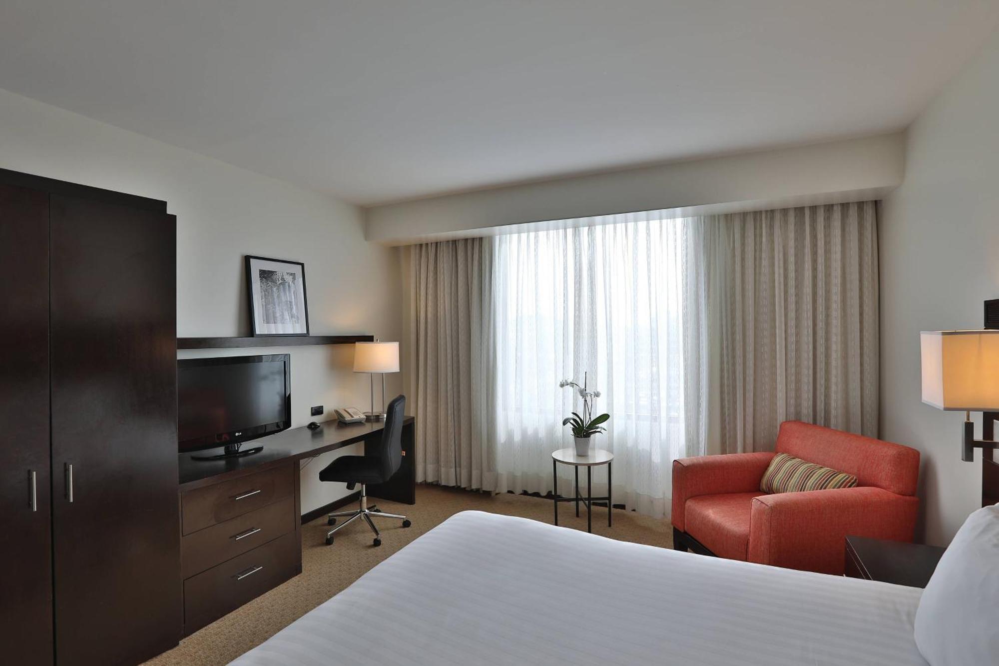 Courtyard By Marriott Panama Metromall Tocumen Exteriör bild